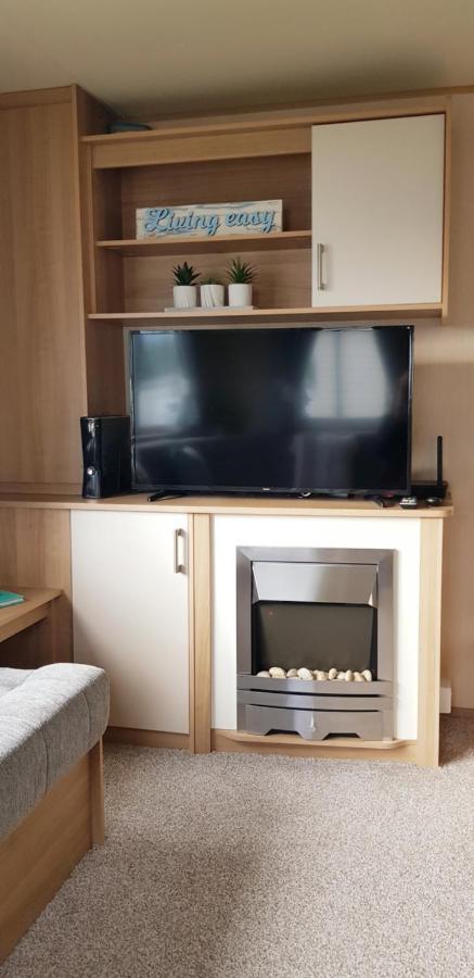 Living Easy Staycations At Tattershall Lakes Ngoại thất bức ảnh